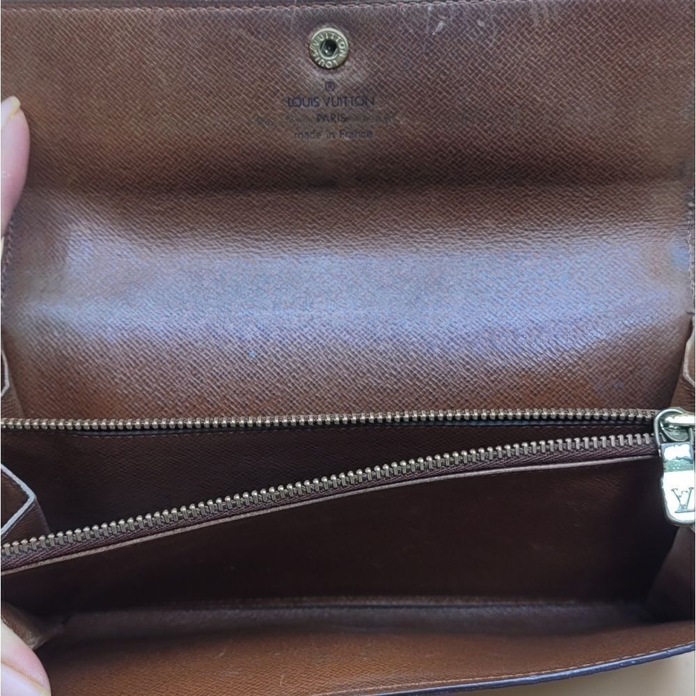 Authentic Louis Vuitton Monogram Wallet - Picture 10 of 11